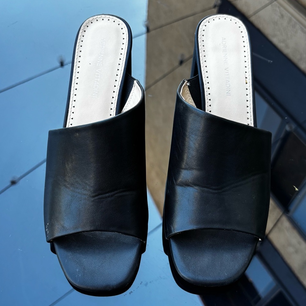 Adrienne Vittadini Black Leather Open-Toe Block Heel Mules, Size 10M